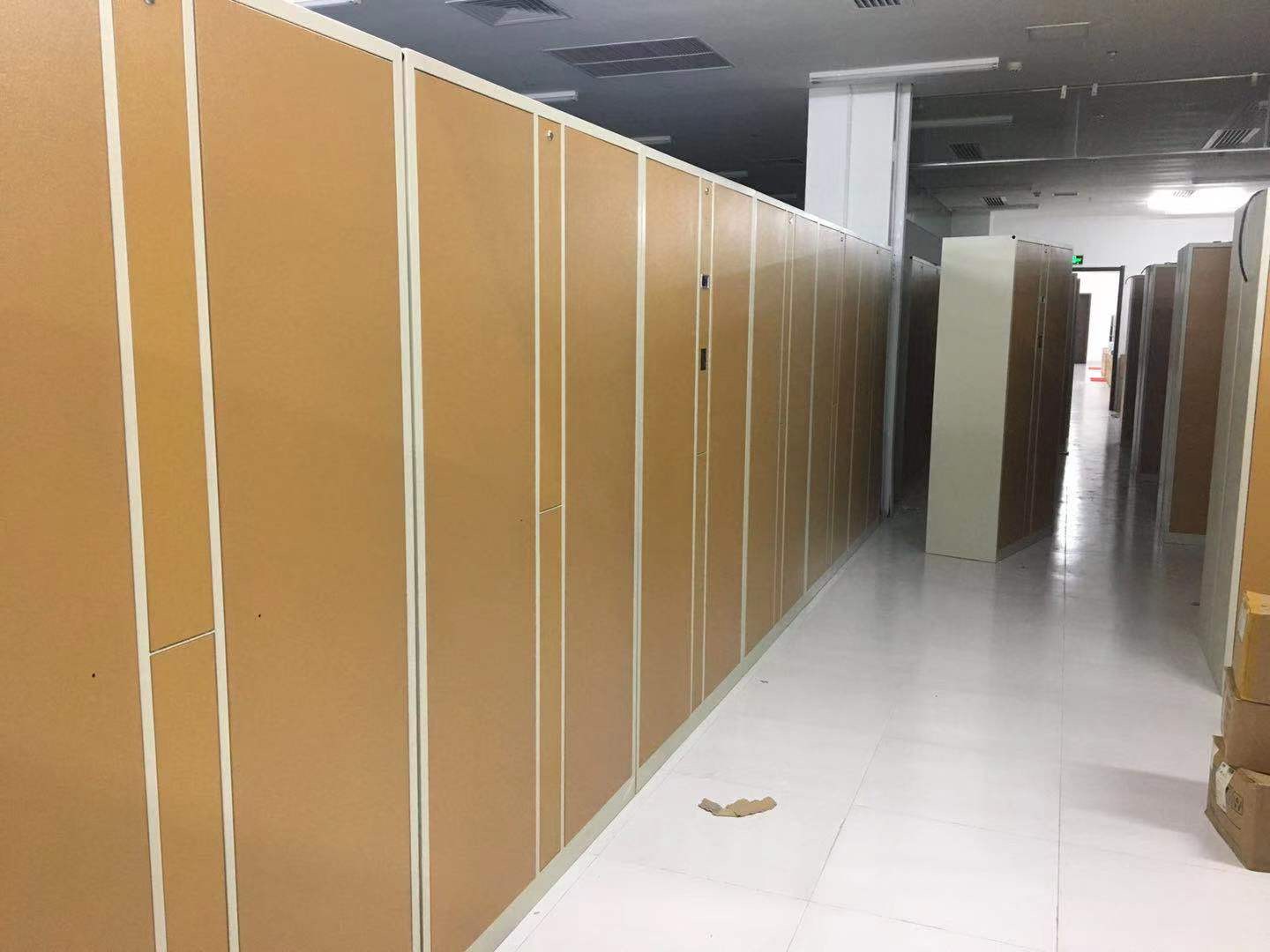 融創(chuàng)智能儲物柜.jpg